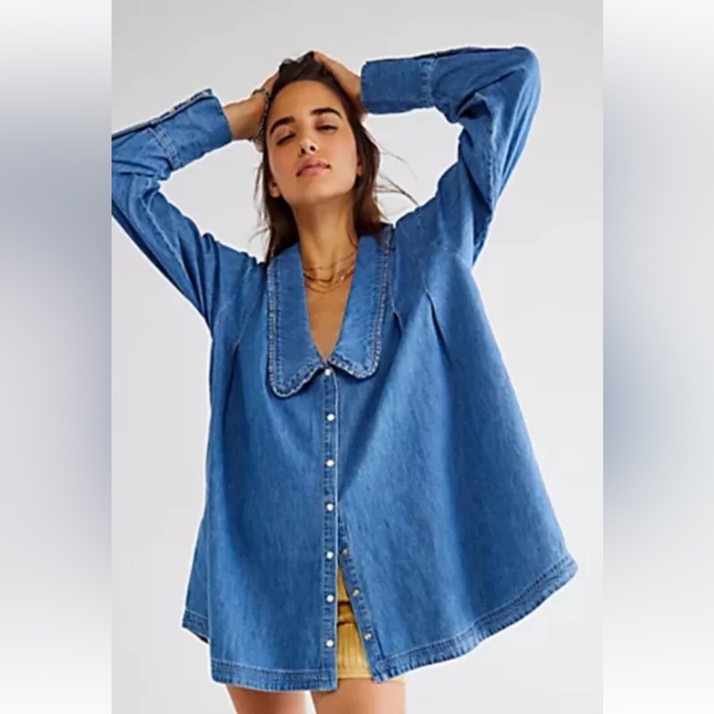 Free People Charlie Denim Tunic Dress Buttondown Top Ruffle Trim
Swingy XS NWT